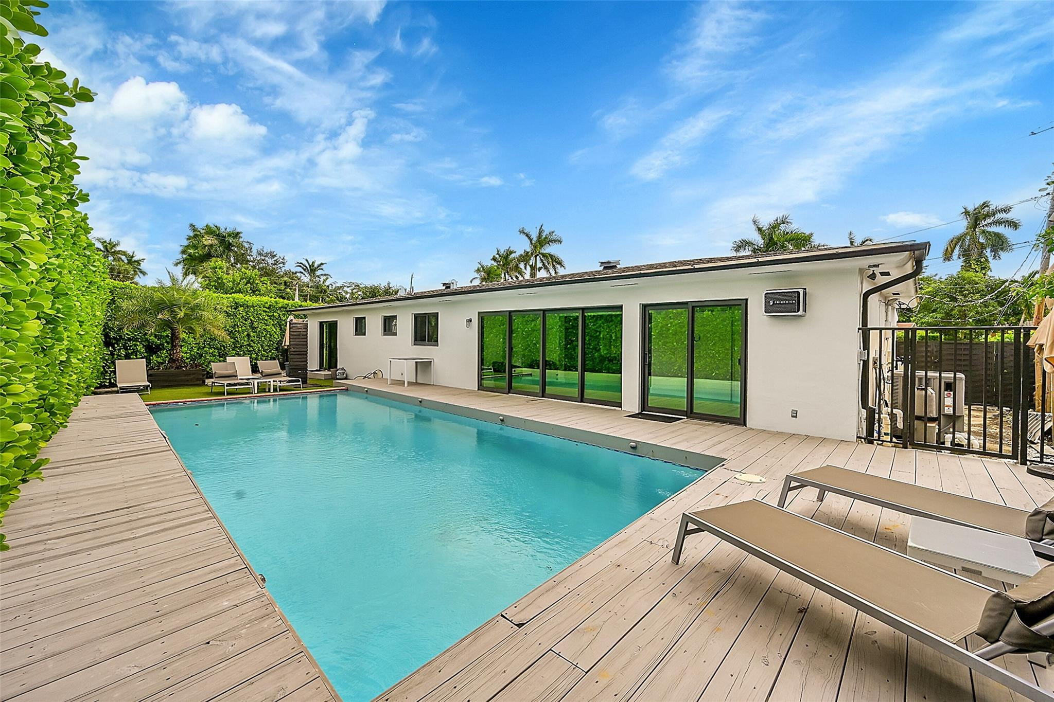 535 Northeast 113th Street Miami, FL 33161 - Photo 40 of 47 Photo 40