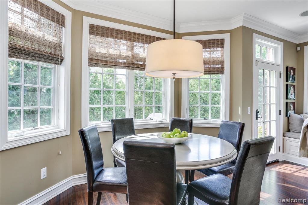 375 Glengarry Road Bloomfield Hills, MI 48301 - Photo 8 of 38 Gallery Image 8