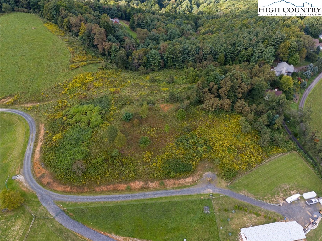 Macomb Ridge Road West Jefferson, NC 28694 - Photo 6 of 28 Gallery Image 6