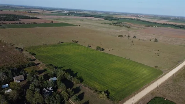 $156,000 | 419 1200 Avenue, Abilene, KS 67410