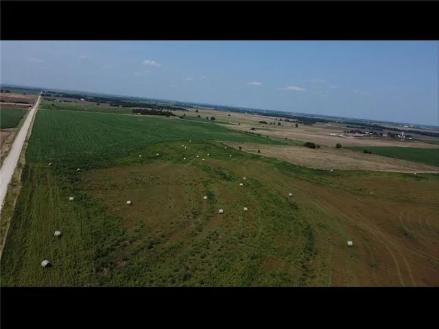 $156,000 | 419 1200 Avenue, Abilene, KS 67410