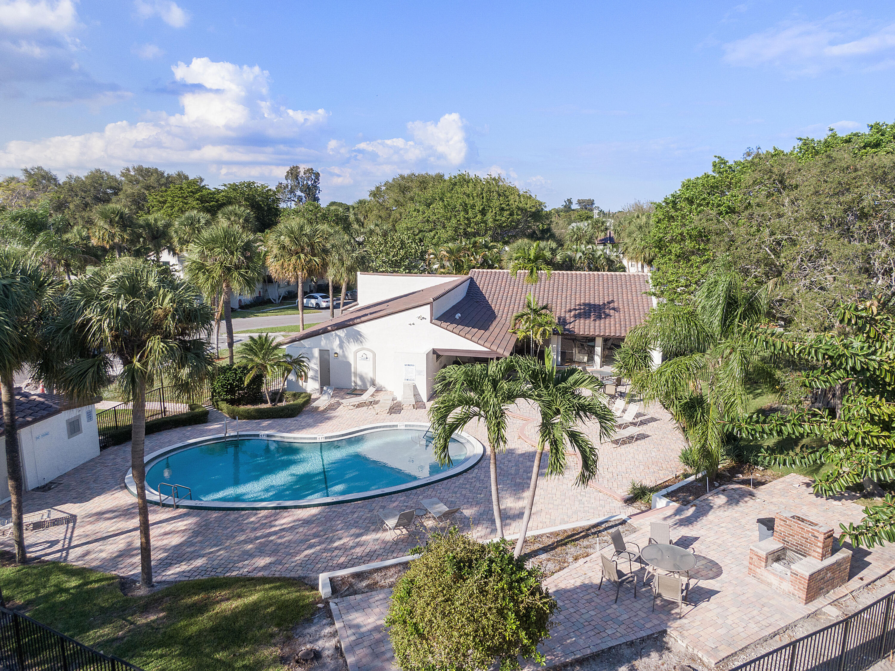7200 Northwest 2nd Avenue, Unit 19 Boca Raton, FL 33487 - Photo 36 of 38 Community Pool