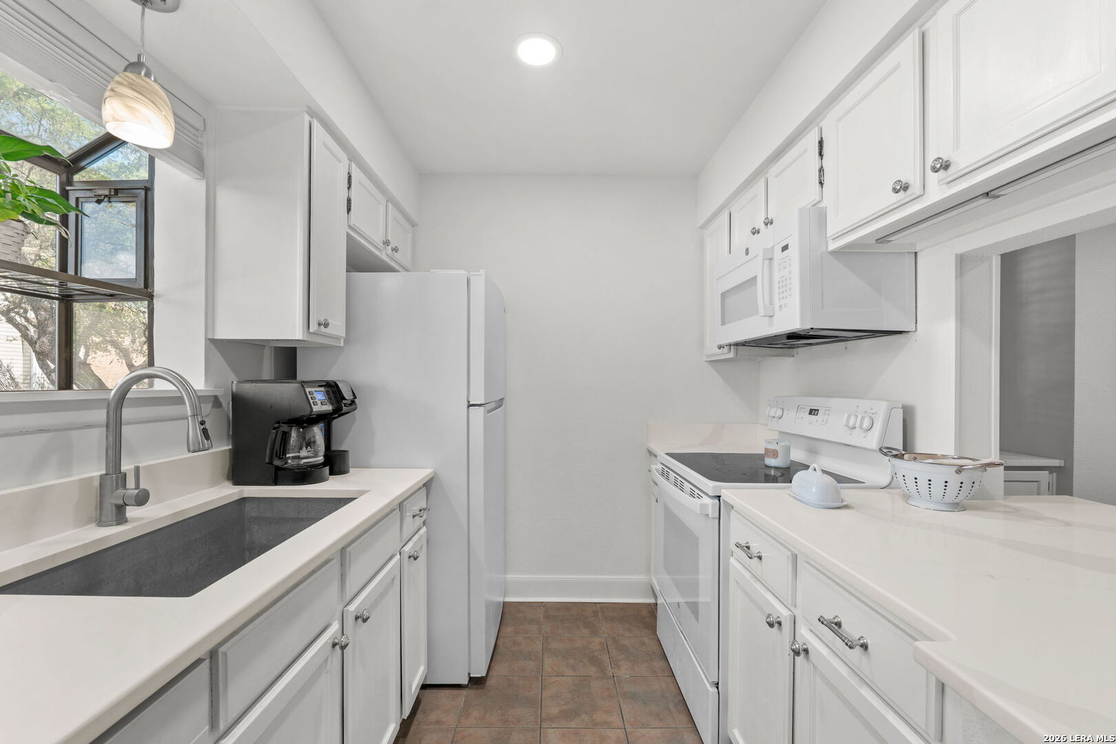 10955 Wurzbach Road, Unit 102 San Antonio, TX 78230 - Photo 11 of 26