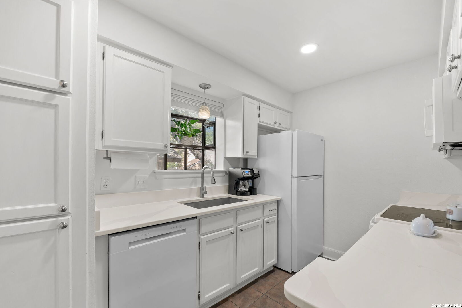 10955 Wurzbach Road, Unit 102 San Antonio, TX 78230 - Photo 10 of 26