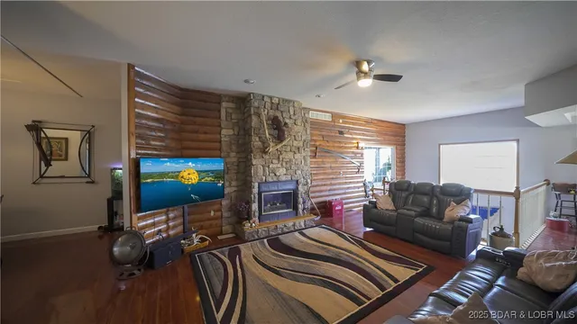 $994,900 | 531 Minnowbrook Road, Camdenton, MO 65020