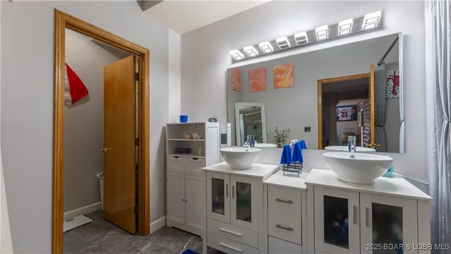 $994,900 | 531 Minnowbrook Road, Camdenton, MO 65020