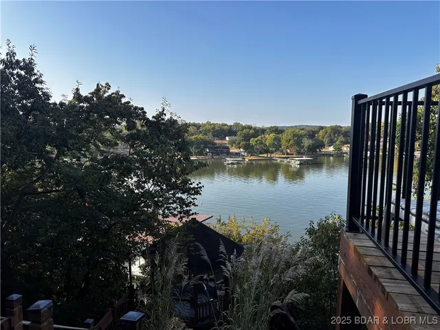 $994,900 | 531 Minnowbrook Road, Camdenton, MO 65020