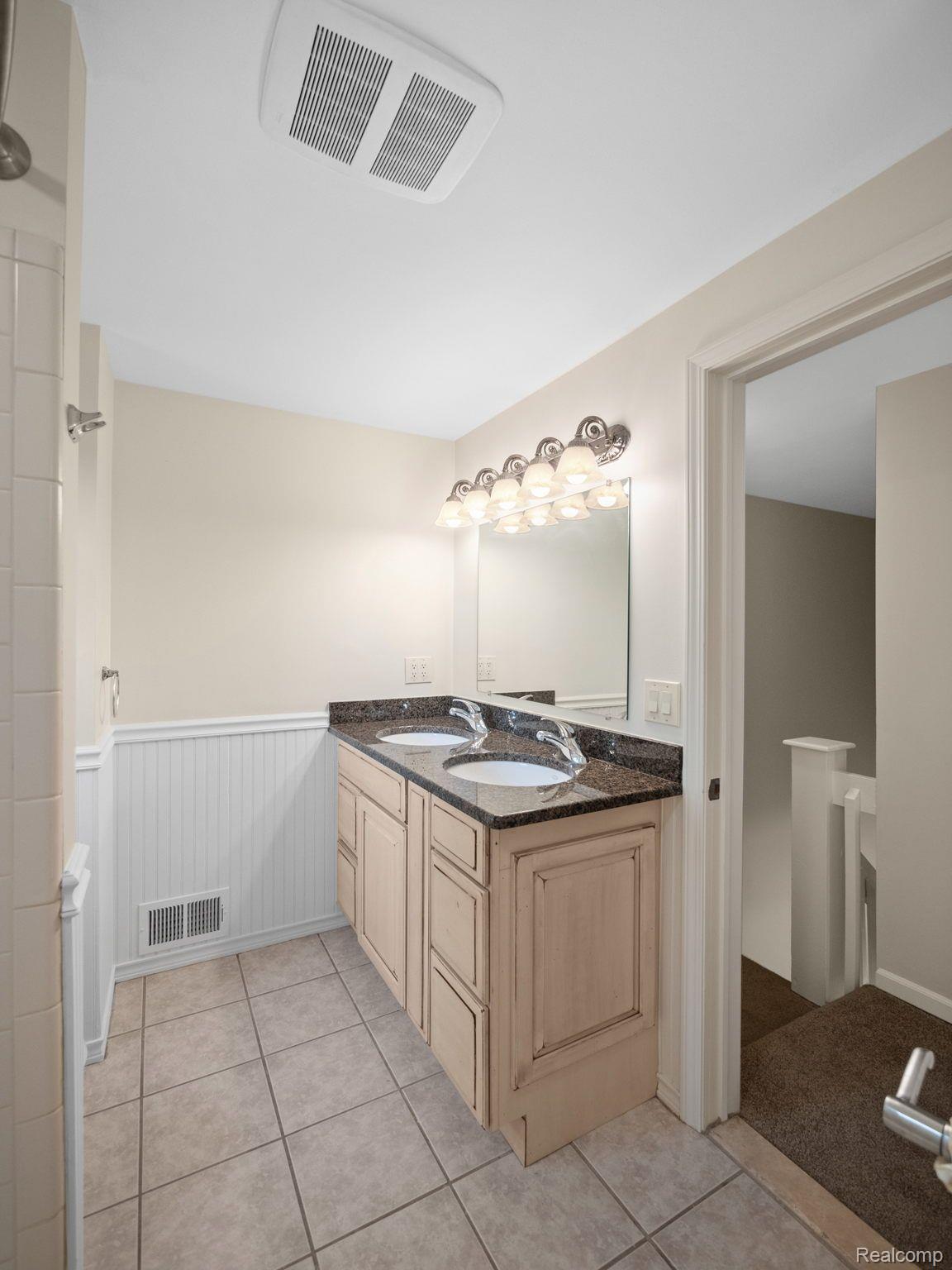 3911 Donaldson Road Rochester, MI 48307 - Photo 31 of 36 Gallery Image 31