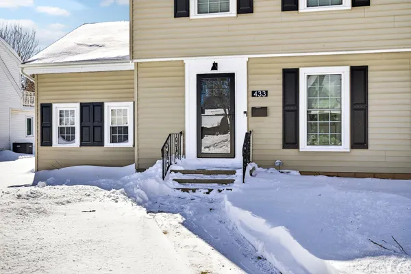 $389,900 | 433 East Parkway Boulevard, Appleton, WI 54911