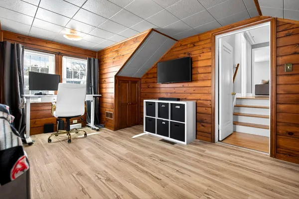 $389,900 | 433 East Parkway Boulevard, Appleton, WI 54911