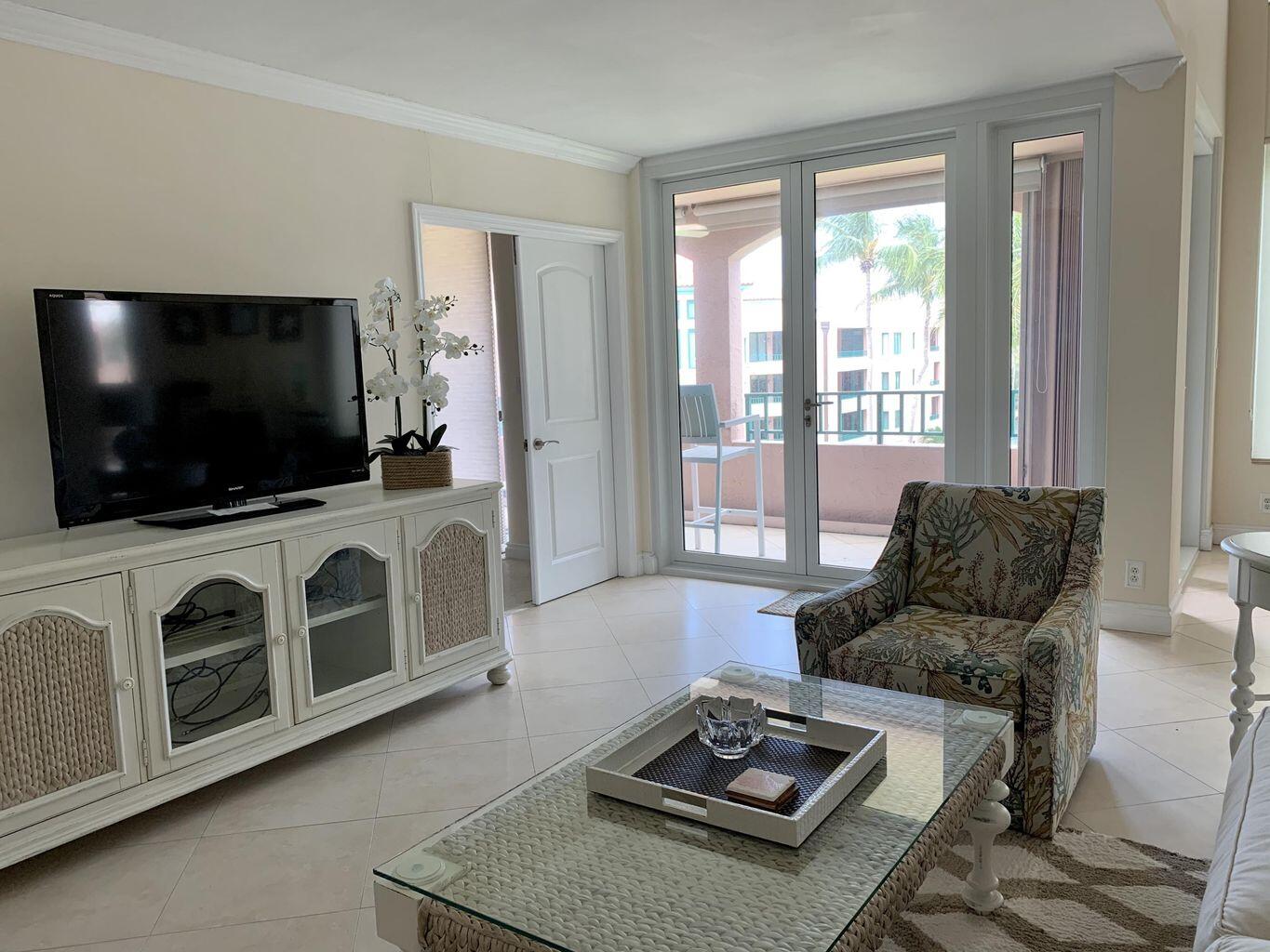 100 Southeast 5th Ph17 Avenue Southeast, Unit PH17 Boca Raton, FL 33432 - Photo 5 of 22 20220710231844028396000000-o