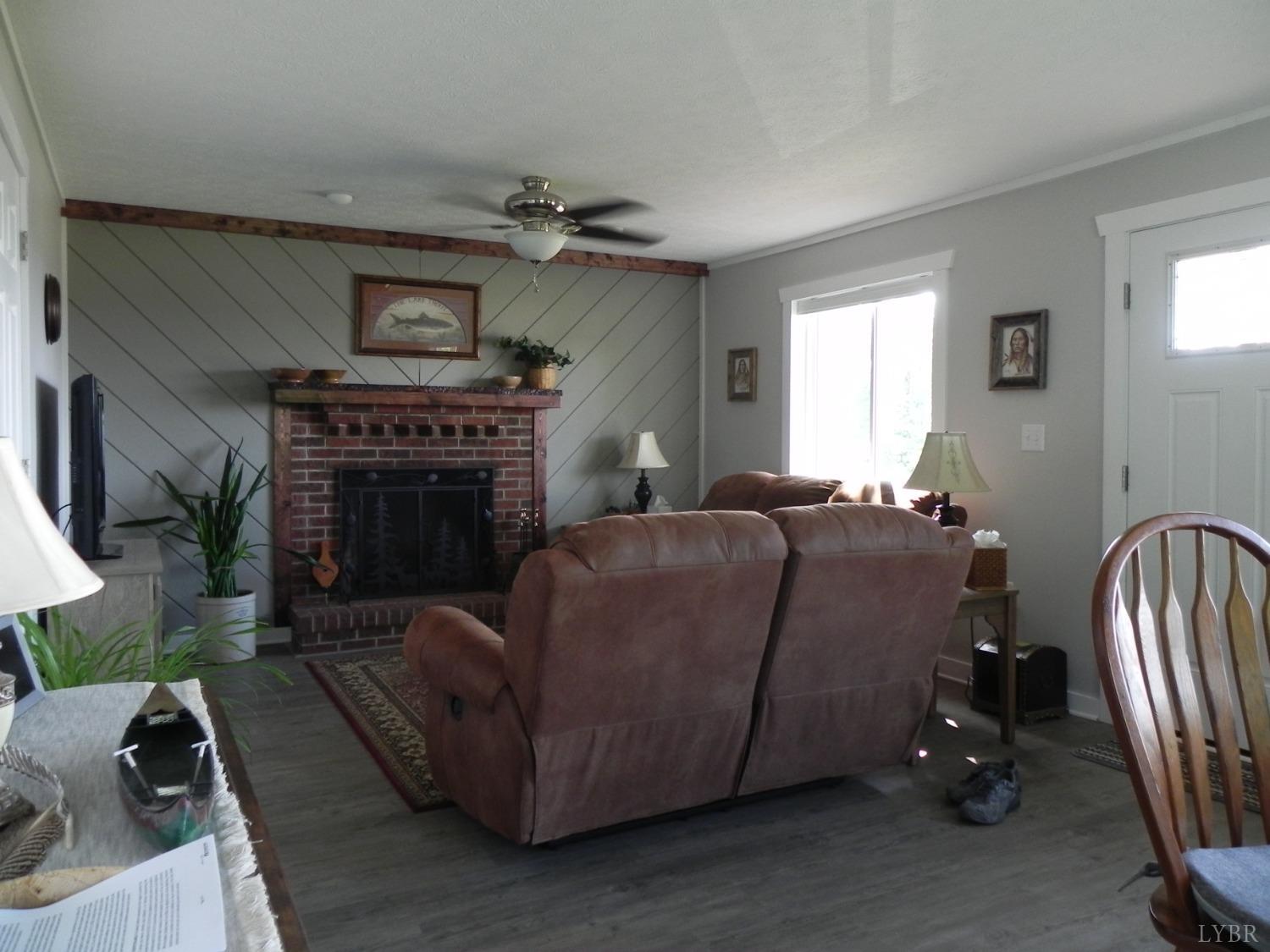 3432 Bibee Road Gretna, VA 24557 - Photo 9 of 21 Gallery Image 9