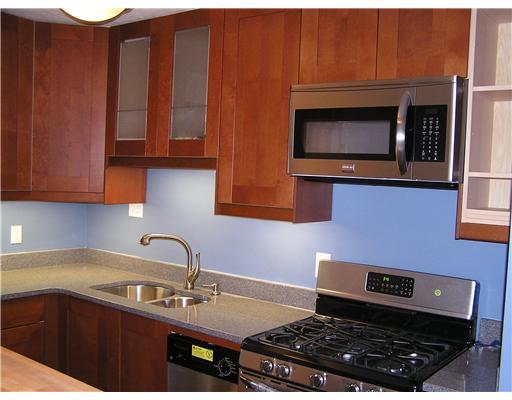1004 Kenzie Road Pittsburgh, PA 15205 - Photo 3 of 15 Kitchen.