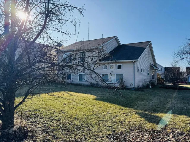 $2,700 | 425 Claire Avenue, Romeoville, IL 60446