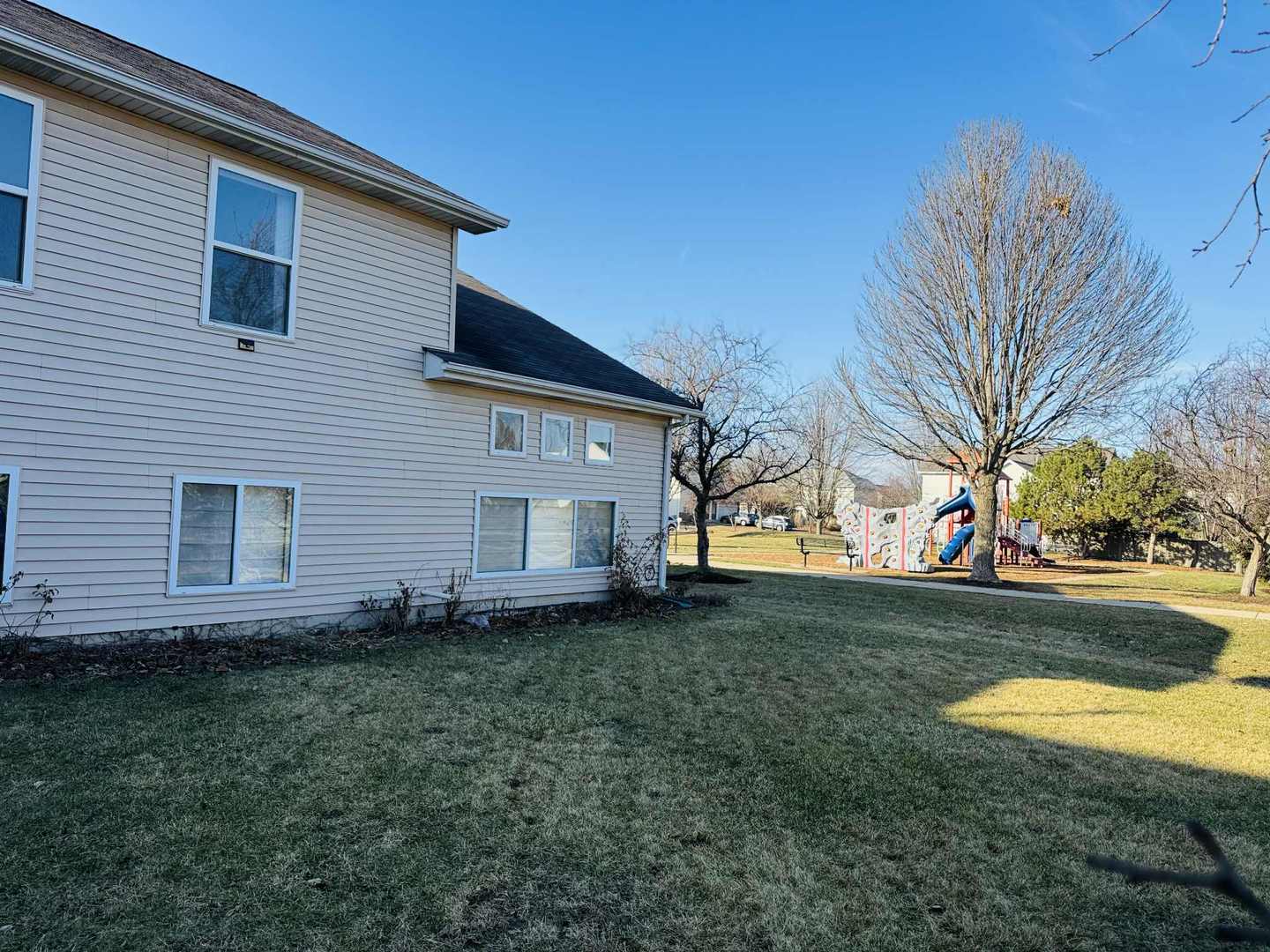 425 Claire Avenue Romeoville, IL 60446 - Photo 4 of 20 a view of a house with a yard