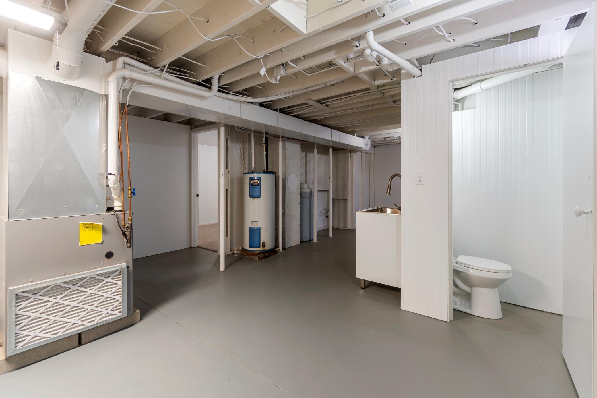 5253 Madison Avenue Southwest Bemidji, MN 56601 - Photo 14 of 25