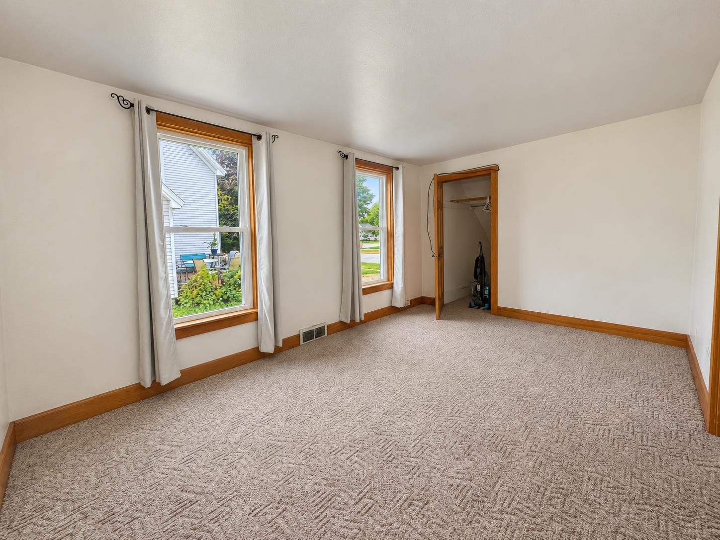 411 East Jackson Street Ripon, WI 54971 - Photo 8 of 11 Gallery Image 8