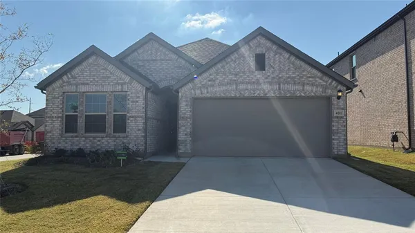 $1,995 | 401 Forsyth Drive, Princeton, TX 75407