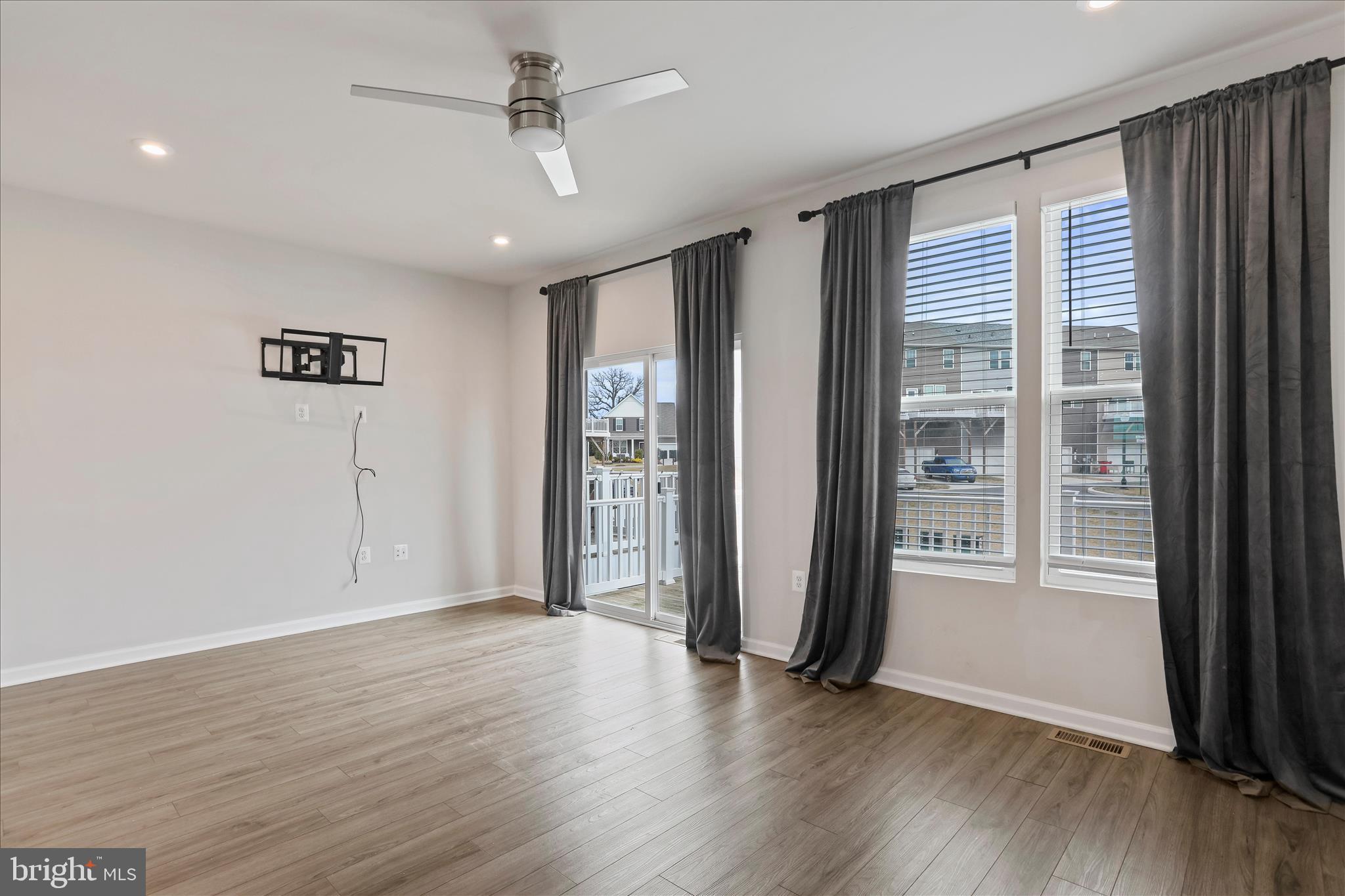 135 Presidents Pointe Avenue Ranson, WV 25438 - Photo 14 of 45