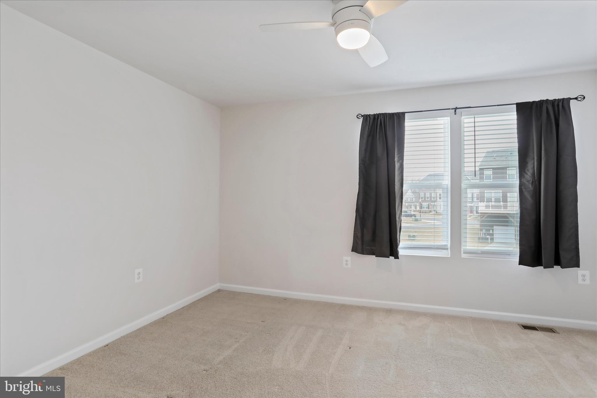 135 Presidents Pointe Avenue Ranson, WV 25438 - Photo 27 of 45