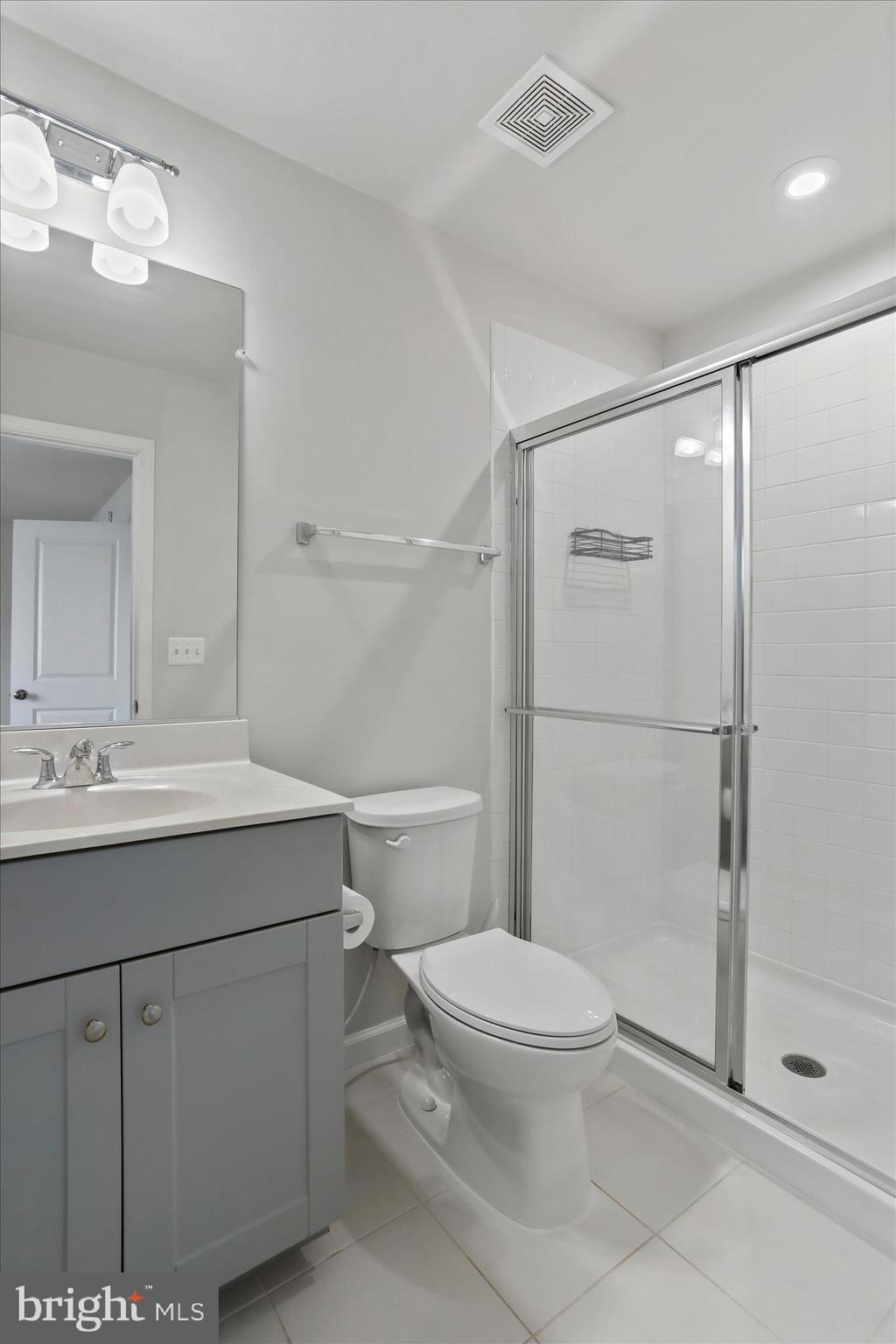 135 Presidents Pointe Avenue Ranson, WV 25438 - Photo 31 of 45