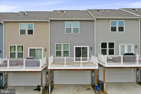 $359,000 | 135 Presidents Pointe Avenue, Ranson, WV 25438