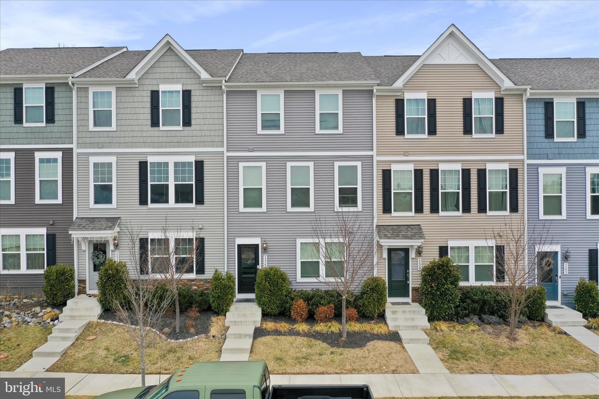 135 Presidents Pointe Avenue Ranson, WV 25438 - Photo 4 of 45