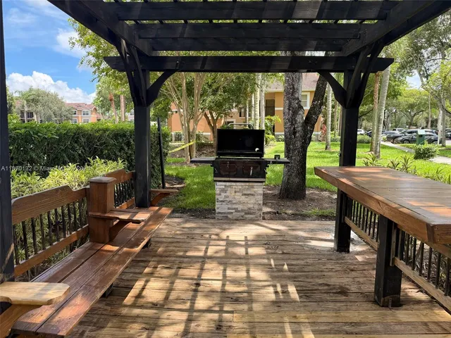 $2,460 | 8781 Wiles Road, Unit 108, Coral Springs, FL 33067
