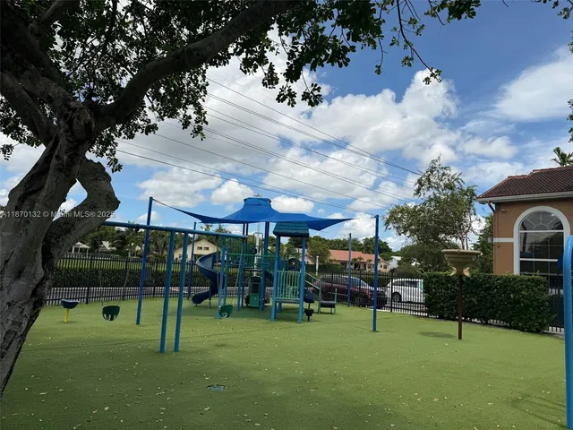 $2,460 | 8781 Wiles Road, Unit 108, Coral Springs, FL 33067