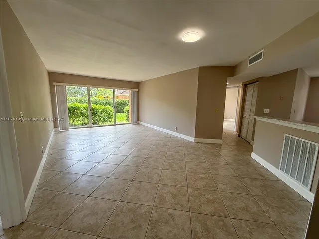 $2,460 | 8781 Wiles Road, Unit 108, Coral Springs, FL 33067