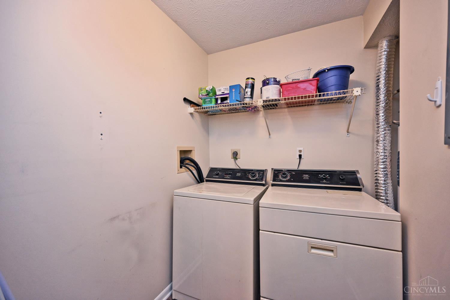 1009 Cedar Ridge Drive, Unit 4 Cincinnati, OH 45245 - Photo 20 of 45