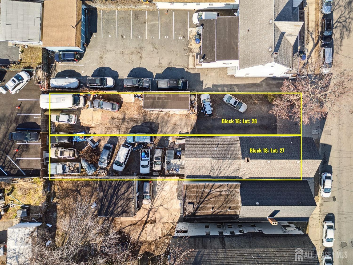 123 Madison Avenue Perth Amboy, NJ 08861 - Photo 3 of 30