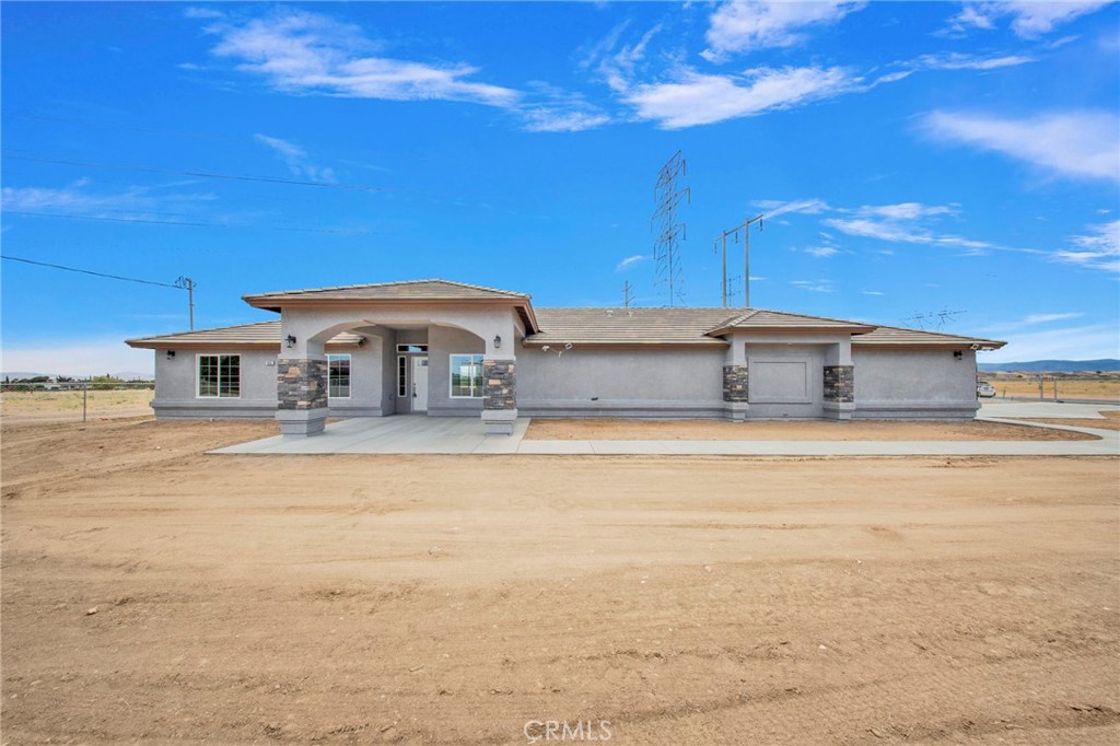 9835 Pyrite Avenue Hesperia, CA 92345 - Photo 9 of 46