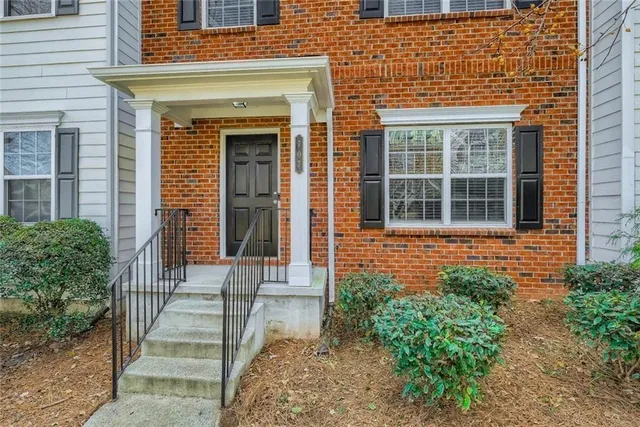 $2,000 | 707 Breeze Lane, Woodstock, GA 30188