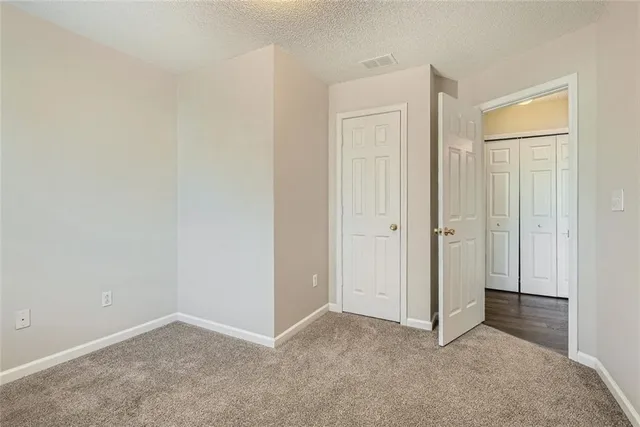 $2,000 | 707 Breeze Lane, Woodstock, GA 30188