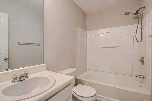 $2,000 | 707 Breeze Lane, Woodstock, GA 30188