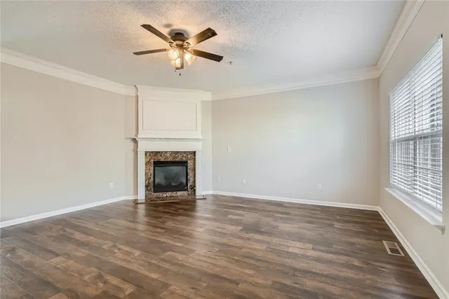 $2,000 | 707 Breeze Lane, Woodstock, GA 30188