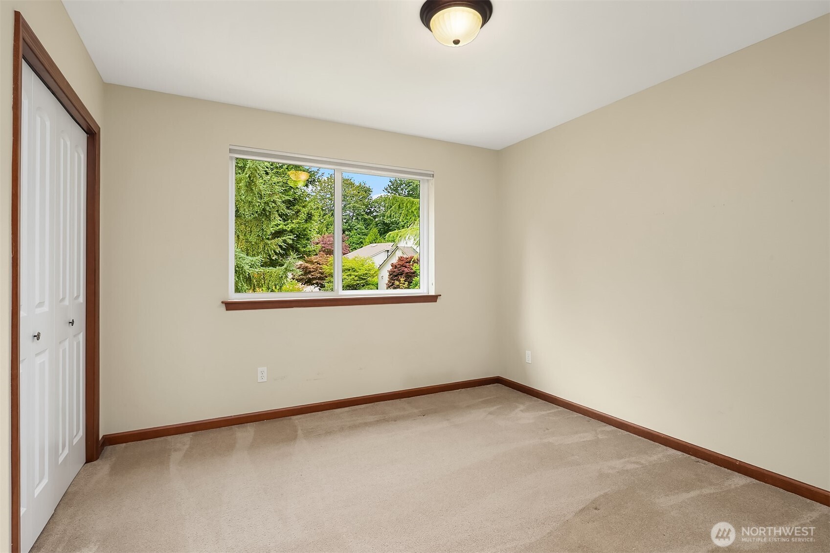 8703 191st Place Southwest Edmonds, WA 98026 - Photo 29 of 38