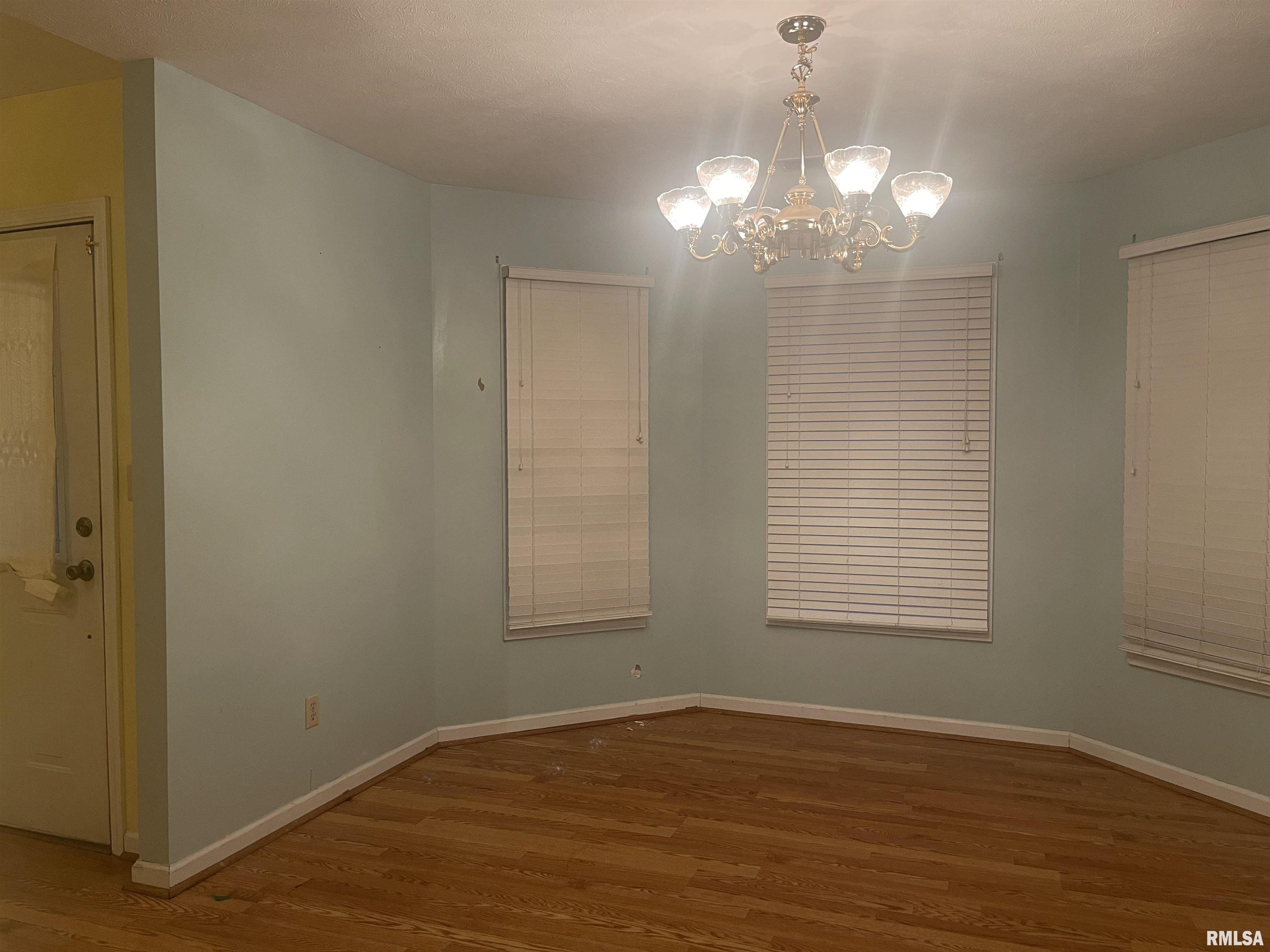 404 Bogie Drive Herrin, IL 62948 - Photo 3 of 14