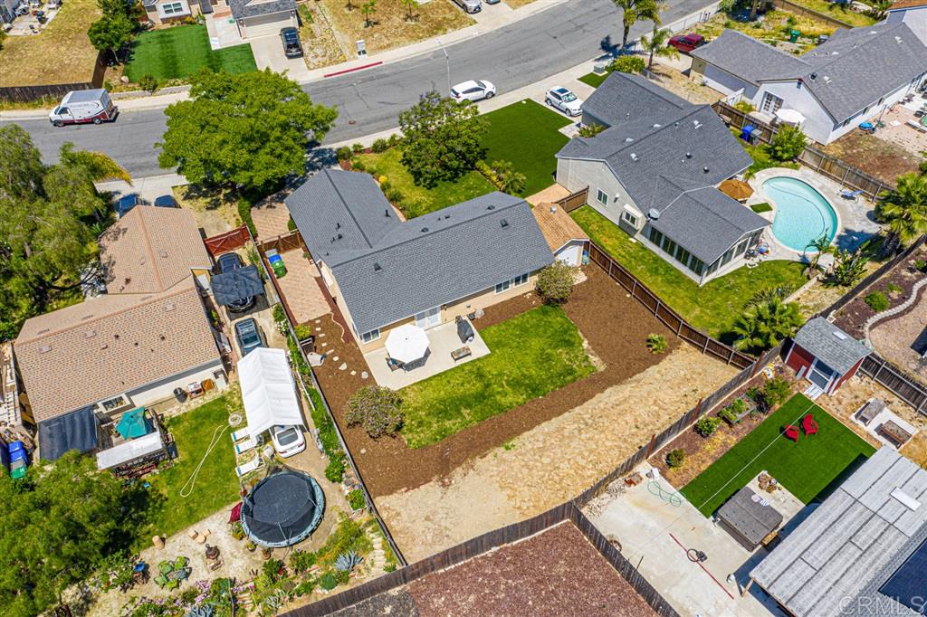 719 Butterfield Road Oceanside, CA 92057 - Photo 4 of 25 Gallery Image 4