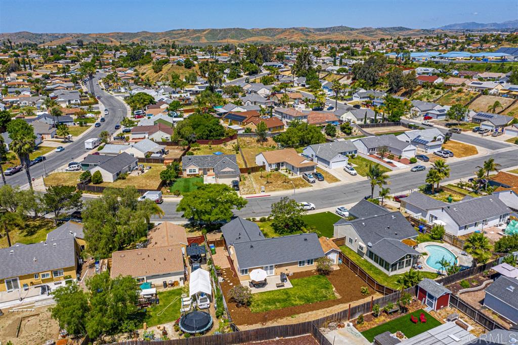 719 Butterfield Road Oceanside, CA 92057 - Photo 7 of 25 Gallery Image 7