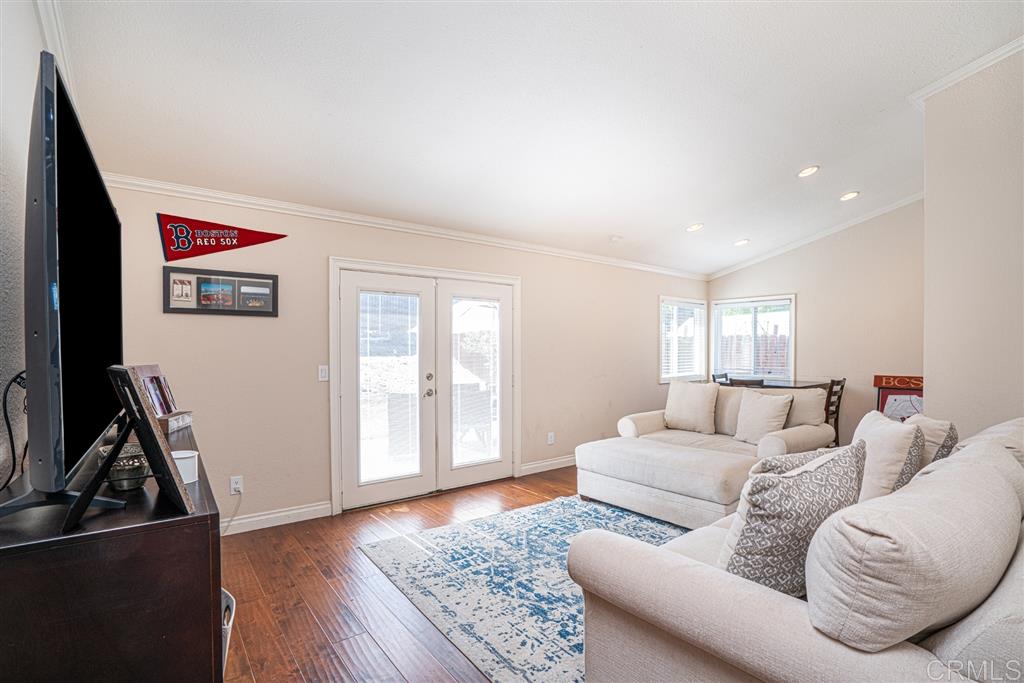 719 Butterfield Road Oceanside, CA 92057 - Photo 9 of 25 Gallery Image 9