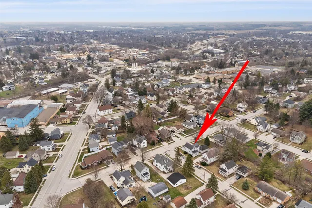 $219,900 | 324 Park Street, Plymouth, WI 53073