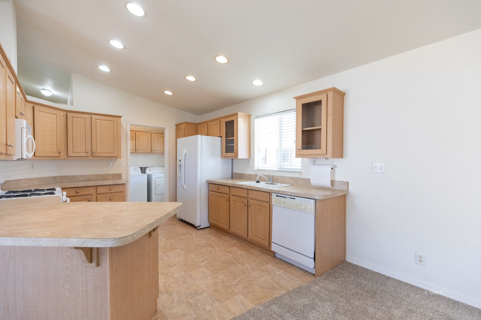 1600 North Norma Street, Unit 2 Ridgecrest, CA 93555 - Photo 9 of 25 Gallery Image 9