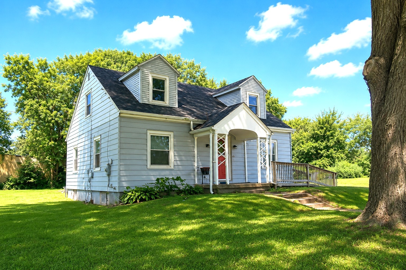 1402 West 3rd Street Sterling, IL 61081 - Photo 2 of 18