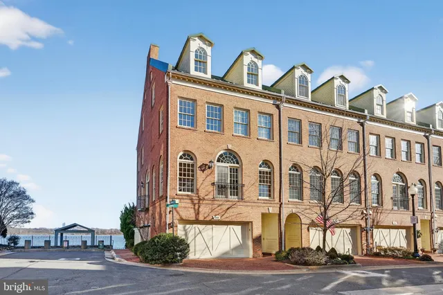 $12,850 | 700 Kahn Place, Alexandria, VA 22314