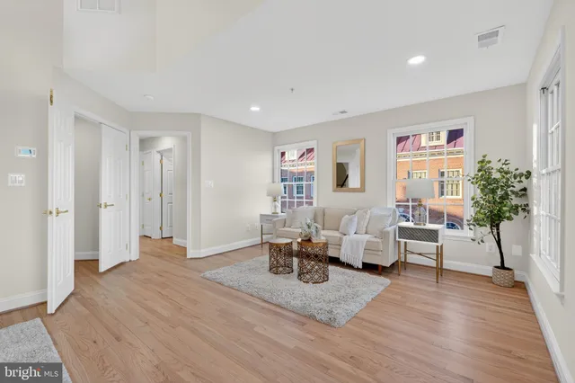 $12,850 | 700 Kahn Place, Alexandria, VA 22314