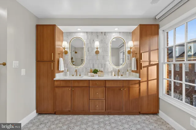 $12,850 | 700 Kahn Place, Alexandria, VA 22314