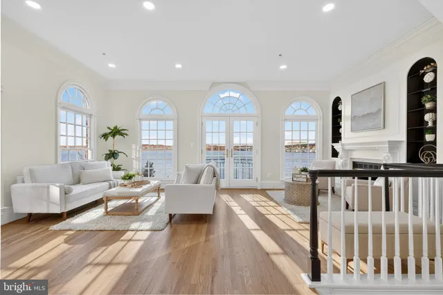 $12,850 | 700 Kahn Place, Alexandria, VA 22314