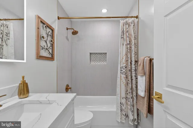 $12,850 | 700 Kahn Place, Alexandria, VA 22314